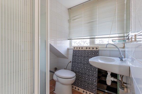 Medium property photo - Koningin Julianalaan 25, 1421 AH Uithoorn